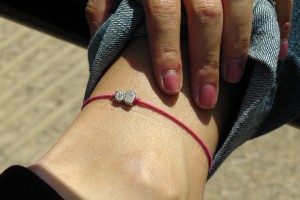 laura ankle bracelet